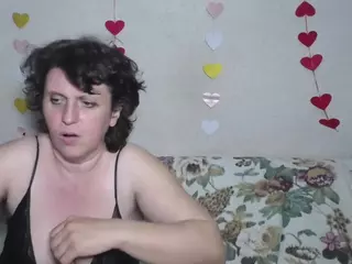 LuciaMii's Live Sex Cam Show