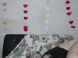 LuciaMii's Live Sex Cam Show