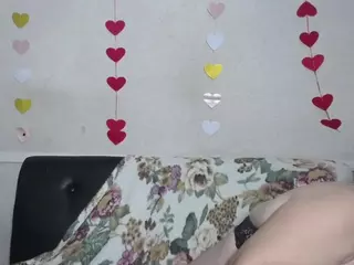 LuciaMii's Live Sex Cam Show