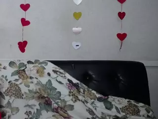 LuciaMii's Live Sex Cam Show