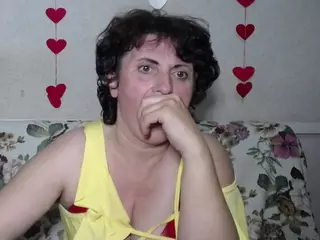 LuciaMii's Live Sex Cam Show