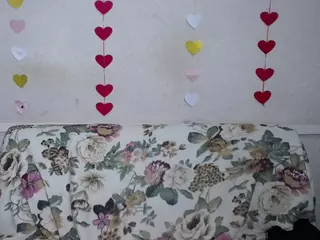LuciaMii's Live Sex Cam Show
