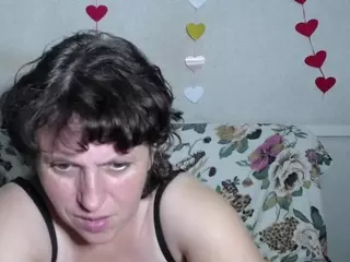 LuciaMii's Live Sex Cam Show
