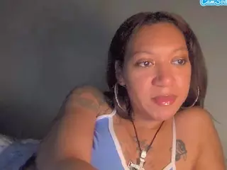 Slimthickxxx's Live Sex Cam Show