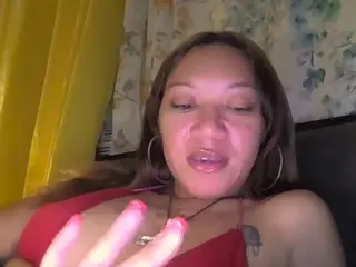Slimthickxxx's Live Sex Cam Show