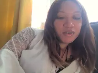 Slimthickxxx's Live Sex Cam Show