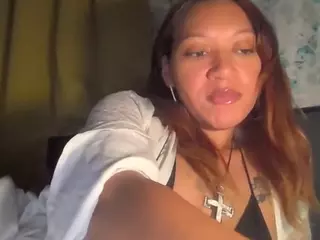 Slimthickxxx's Live Sex Cam Show