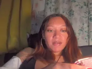 Slimthickxxx's Live Sex Cam Show