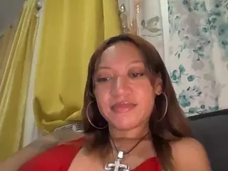 Slimthickxxx's Live Sex Cam Show