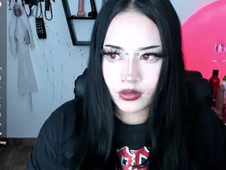 cristal-kosh's Live Sex Cam Show