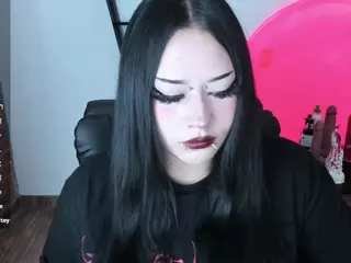 cristal-kosh's Live Sex Cam Show