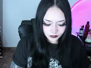 cristal-kosh's Live Sex Cam Show