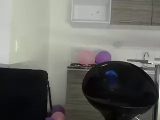 SilvanaRoushe's Live Sex Cam Show