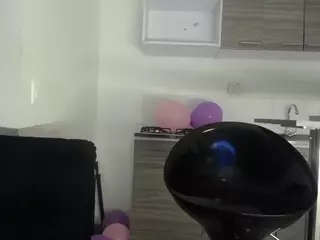 SilvanaRoushe's Live Sex Cam Show