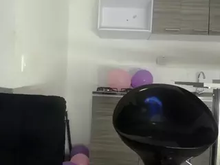 SilvanaRoushe's Live Sex Cam Show