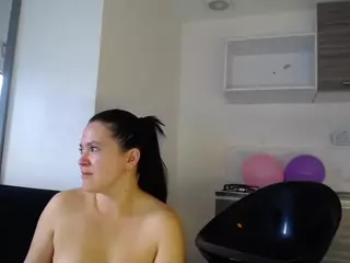 SilvanaRoushe's Live Sex Cam Show