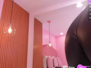 ariel-jones's Live Sex Cam Show