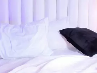 Caitlyn's Live Sex Cam Show