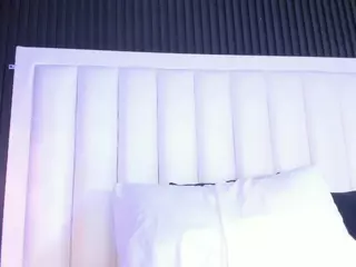 Caitlyn's Live Sex Cam Show