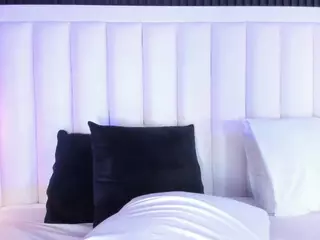 Caitlyn's Live Sex Cam Show
