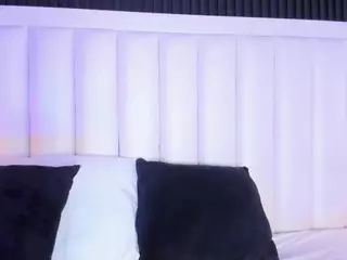 Caitlyn's Live Sex Cam Show