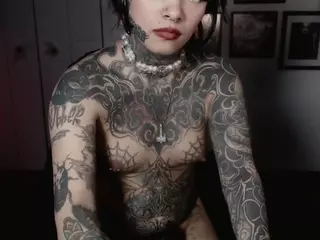 HeraInk's Live Sex Cam Show