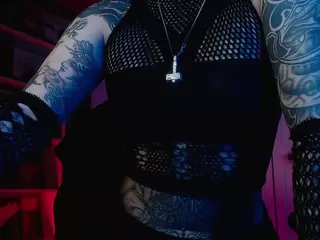 HeraInk's Live Sex Cam Show