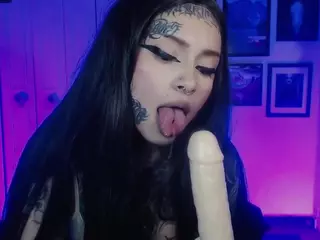 HeraInk's Live Sex Cam Show