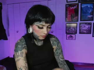 HeraInk's Live Sex Cam Show