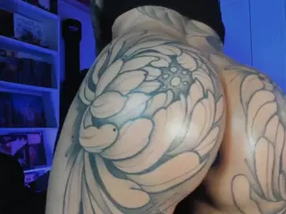 HeraInk's Live Sex Cam Show