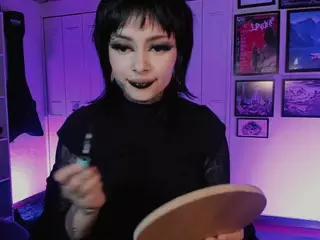 HeraInk's Live Sex Cam Show