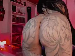 HeraInk's Live Sex Cam Show