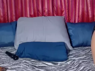 Londilicious33's Live Sex Cam Show