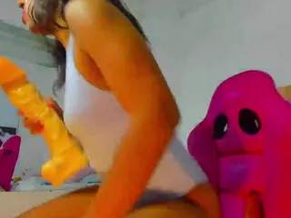neblinna-mestiza's Live Sex Cam Show