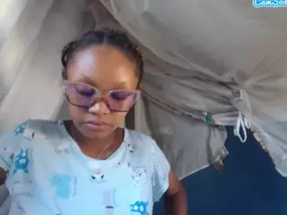 goddessmia777's Live Sex Cam Show