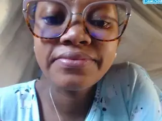 goddessmia777's Live Sex Cam Show