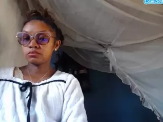 goddessmia777's Live Sex Cam Show