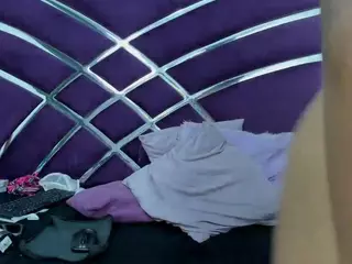 conniht's Live Sex Cam Show