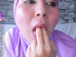 Hiyab-Sami's Live Sex Cam Show