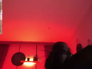 sheyla Hills's Live Sex Cam Show