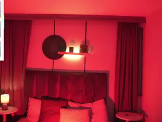 sheyla Hills's Live Sex Cam Show