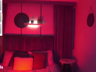 sheyla Hills's Live Sex Cam Show