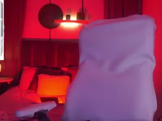 sheyla Hills's Live Sex Cam Show