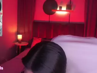 sheyla Hills's Live Sex Cam Show