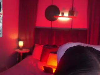 sheyla Hills's Live Sex Cam Show