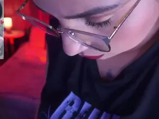 sheyla Hills's Live Sex Cam Show