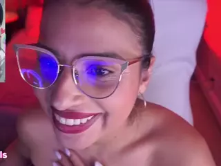 sheyla Hills's Live Sex Cam Show