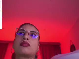 sheyla Hills's Live Sex Cam Show
