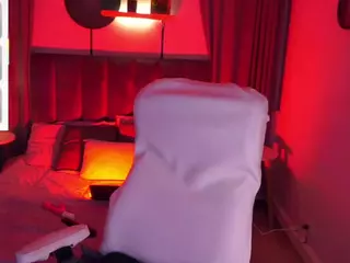 sheyla Hills's Live Sex Cam Show
