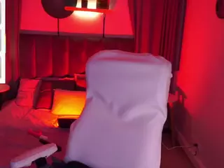 sheyla Hills's Live Sex Cam Show